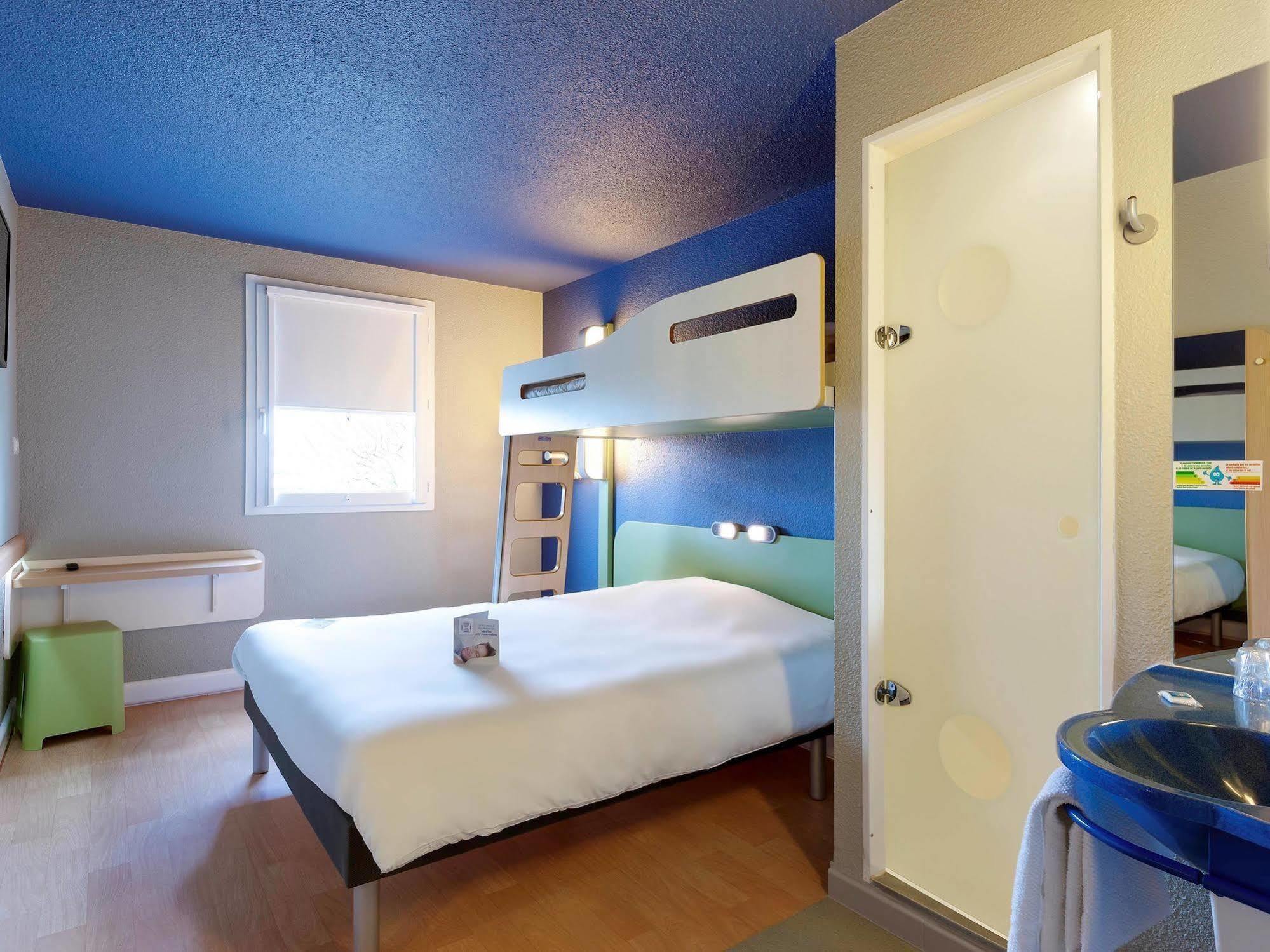 Ibis Budget La Roche Sur Yon Vendespace Mouilleron-le-Captif Exteriér fotografie