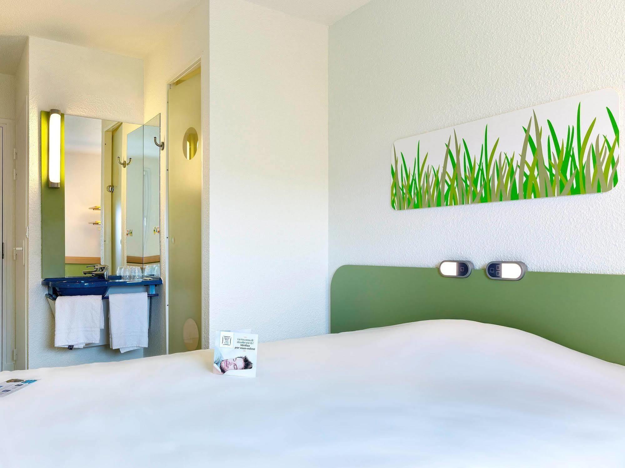 Ibis Budget La Roche Sur Yon Vendespace Mouilleron-le-Captif Exteriér fotografie